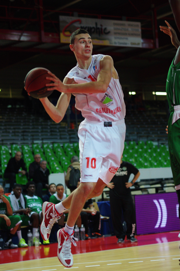 Espoirs : Cholet Basket Passe Tout Près De La Victoire (61-60) | Cholet ...