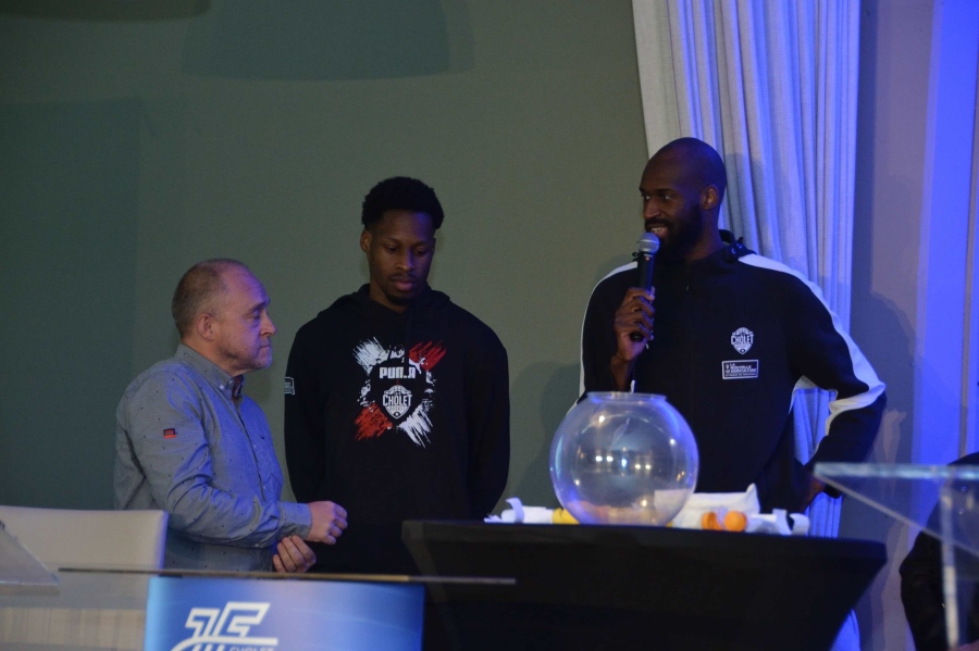 cmb conf presse 13 Thumbnail